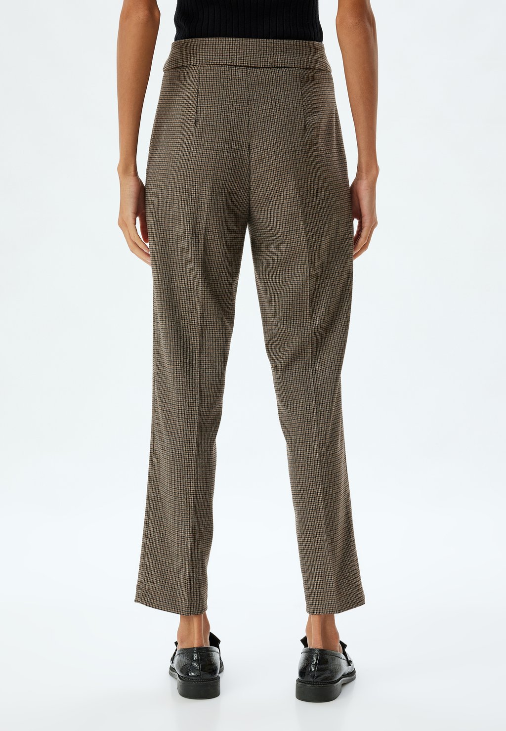 Брюки CARROT CUT Koton, коричневый
Брюки CARROT CUT Koton, коричневый