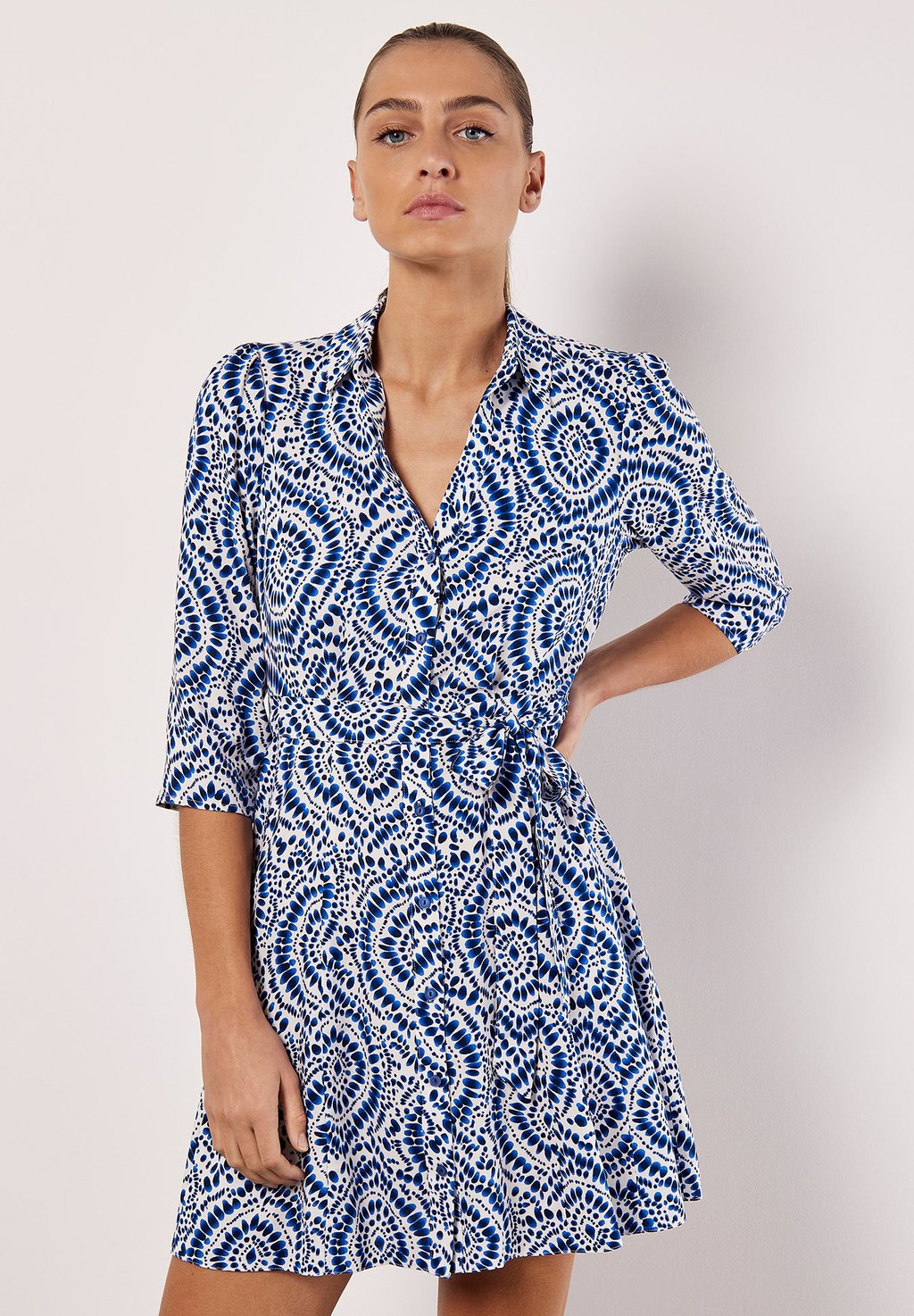 Платье-рубашка MINI Apricot, темно-синий
Платье-рубашка MINI Apricot, темно-синий