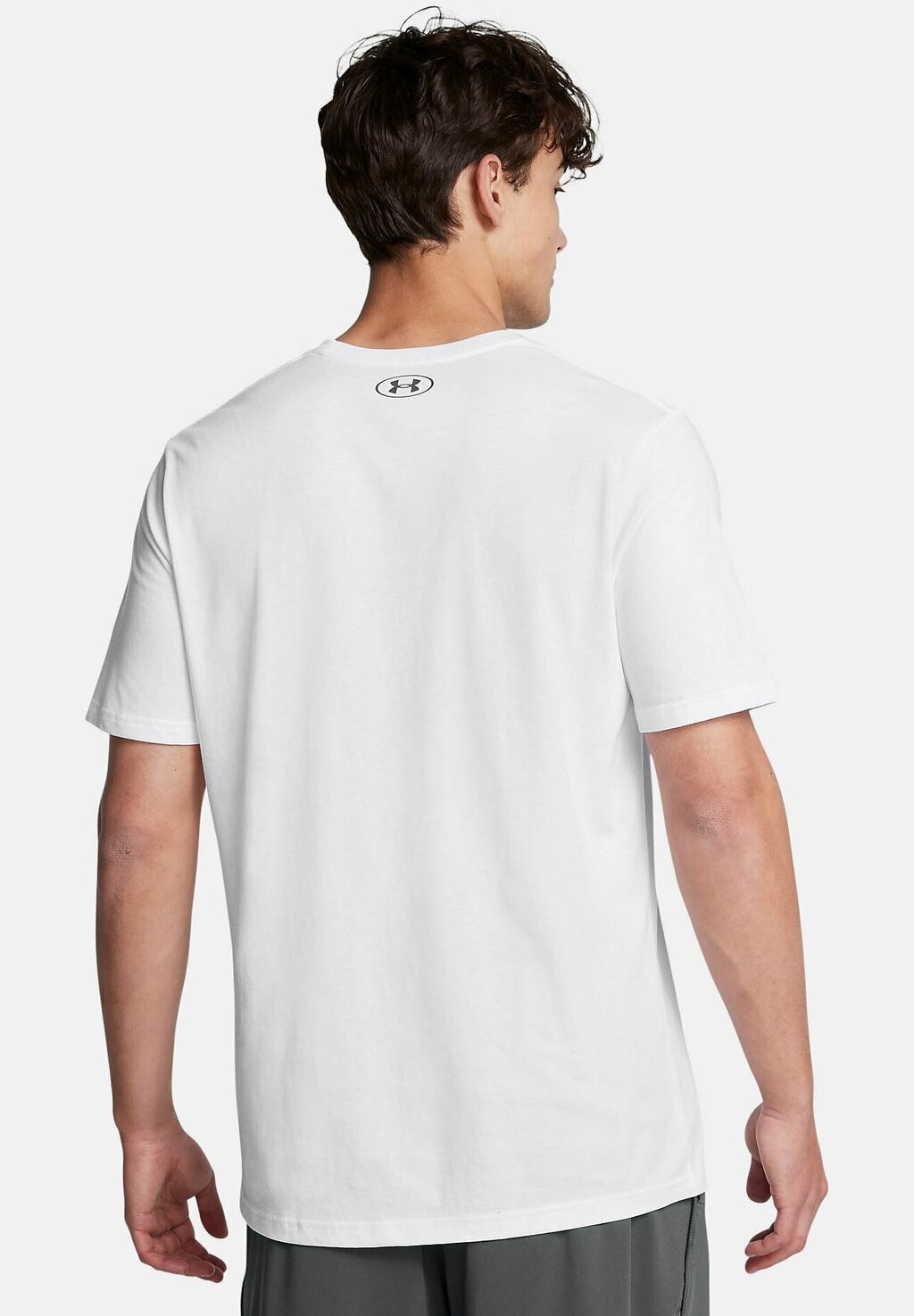 Спортивная футболка Under Armour, белый
Спортивная футболка Under Armour, белый