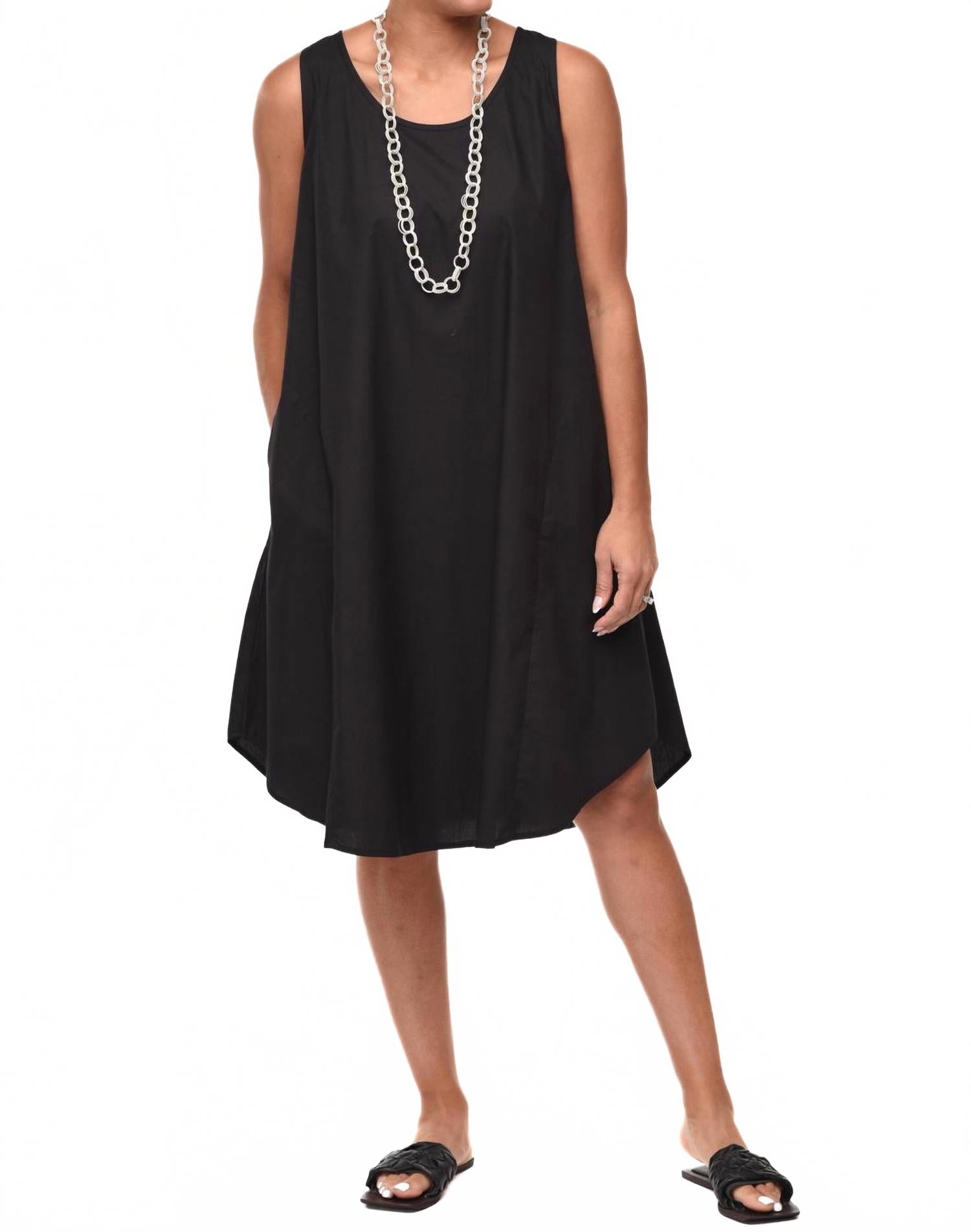 Платье Teri в черном цвете Tulip Clothing
Платье Teri в черном цвете Tulip Clothing