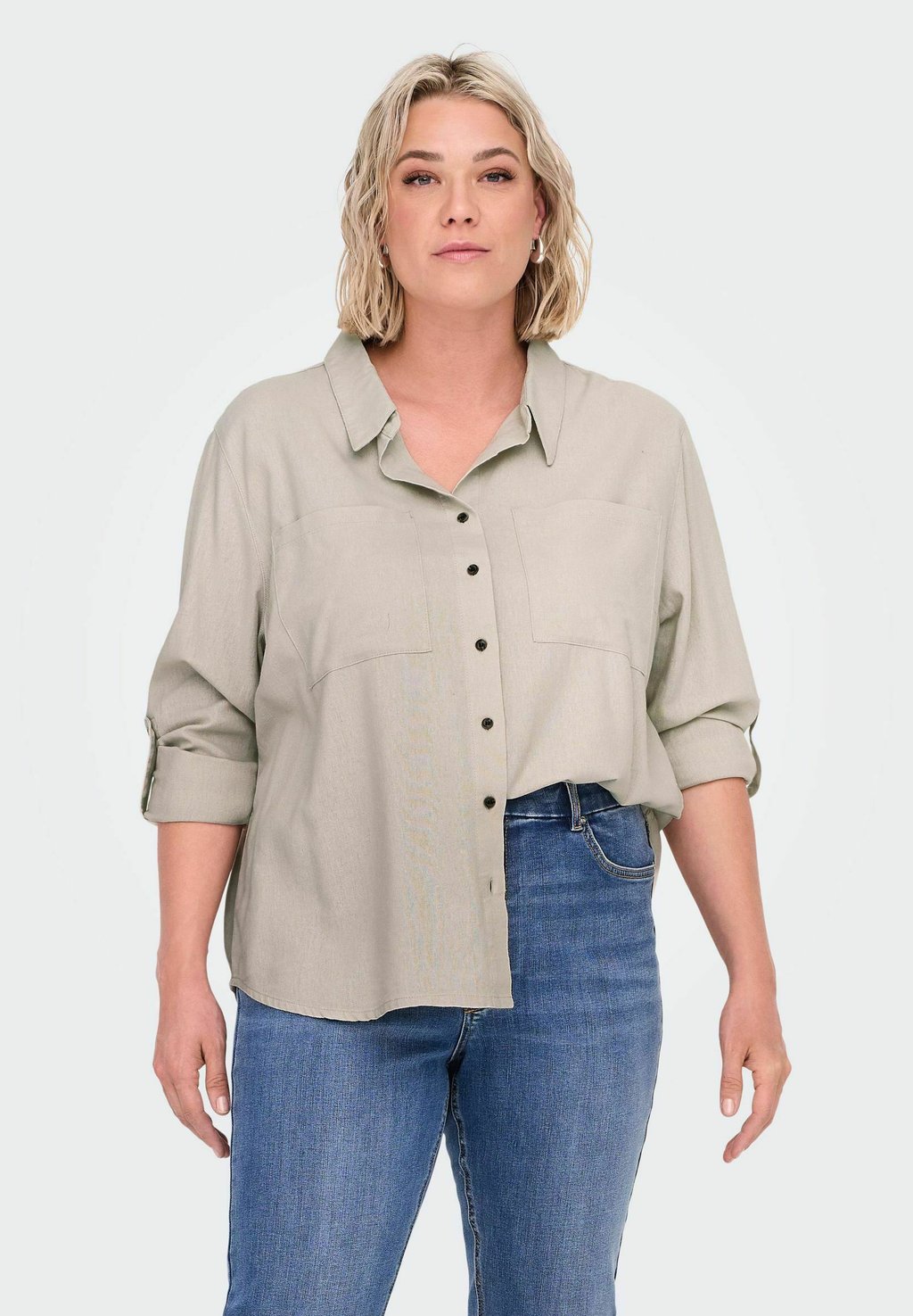 Блузка на пуговицах YASMIN CARO ONLY Carmakoma, бежевый
Блузка на пуговицах YASMIN CARO ONLY Carmakoma, бежевый