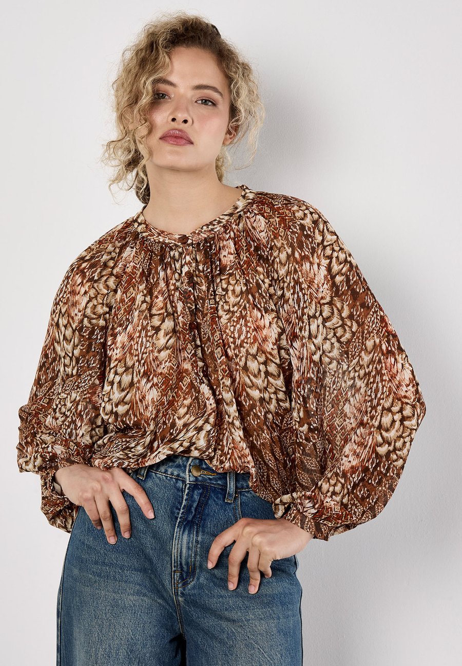 Блуза Apricot PATCHWORK, Red
Блуза Apricot PATCHWORK, Red