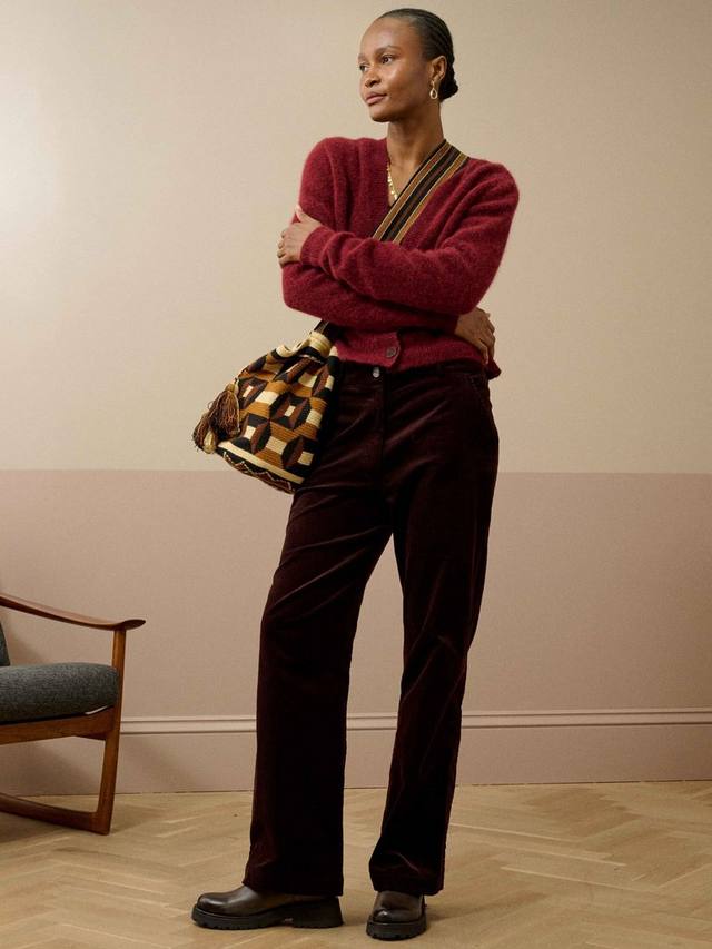 Кардиган с V-образным вырезом из смеси альпаки и мериносовой шерсти Brora, Hawthorn
Кардиган с V-образным вырезом из смеси альпаки и мериносовой шерсти Brora, Hawthorn