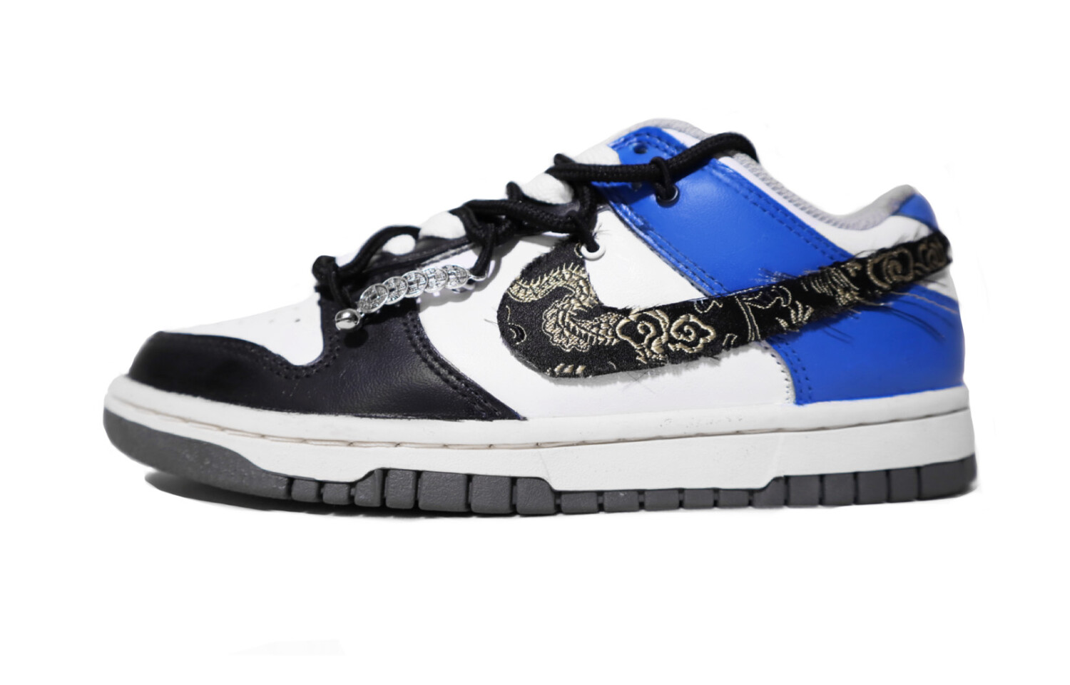 Кроссовки Nike Dunk Skateboarding Shoes Women's Low-top Black, Blue, White, черный
Кроссовки Nike Dunk Skateboarding Shoes Women's Low-top Black, Blue, White, черный