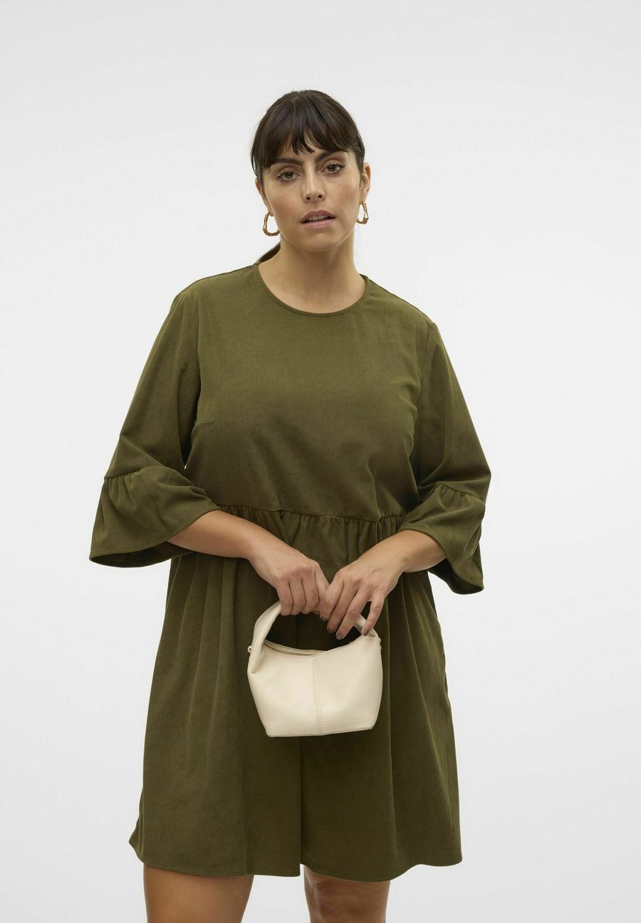 Платье Vero Moda Curve VMCVILJA , Olive Night/Olive
Платье Vero Moda Curve VMCVILJA , Olive Night/Olive