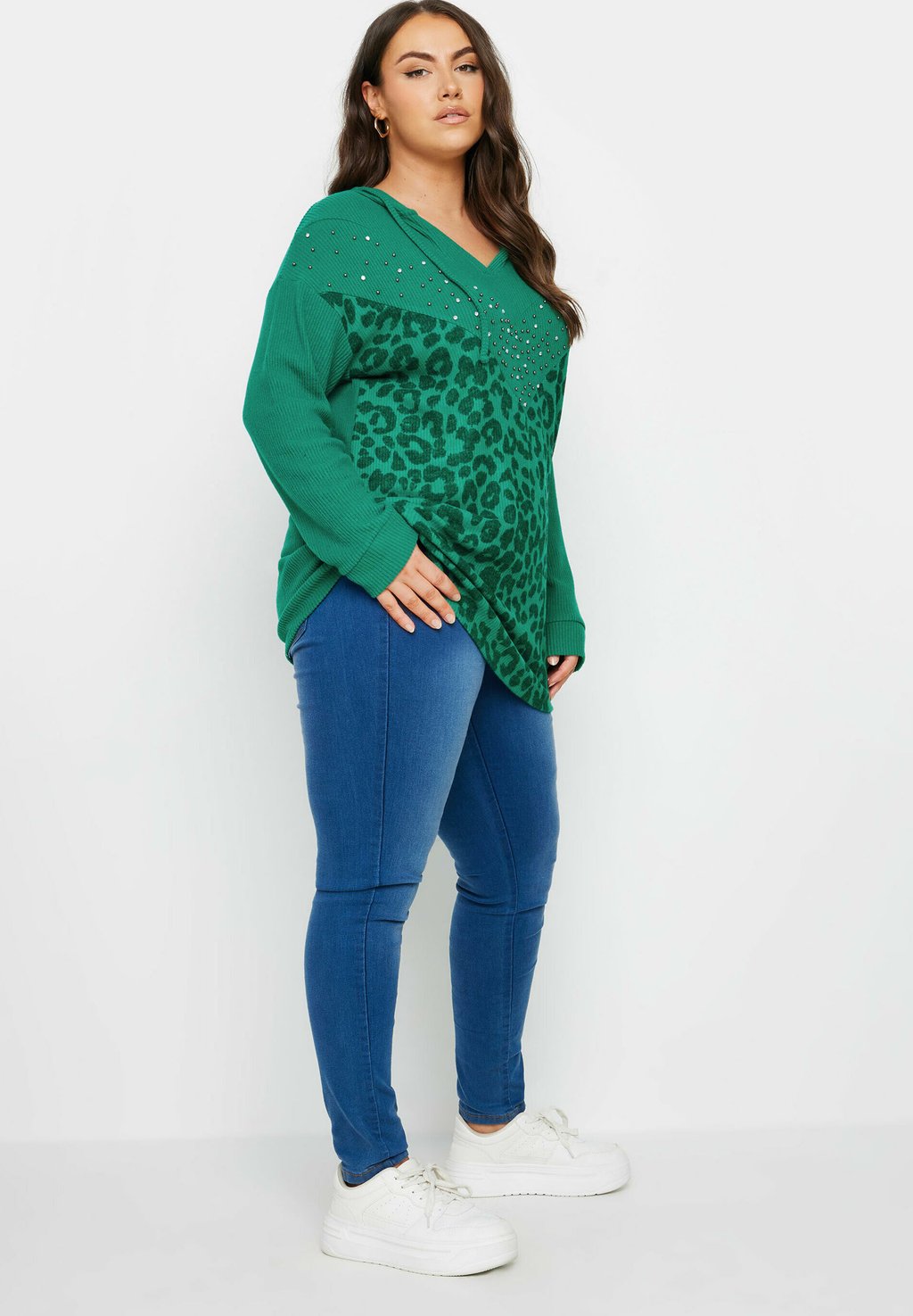 Толстовка с капюшоном EMBELLISHED Yours Clothing, зеленый
Толстовка с капюшоном EMBELLISHED Yours Clothing, зеленый