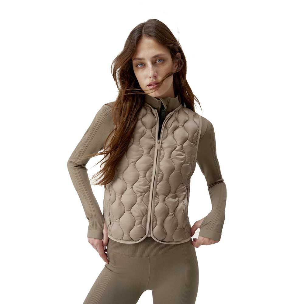 Жилет Born Living Yoga Kenal, бежевый
Жилет Born Living Yoga Kenal, бежевый