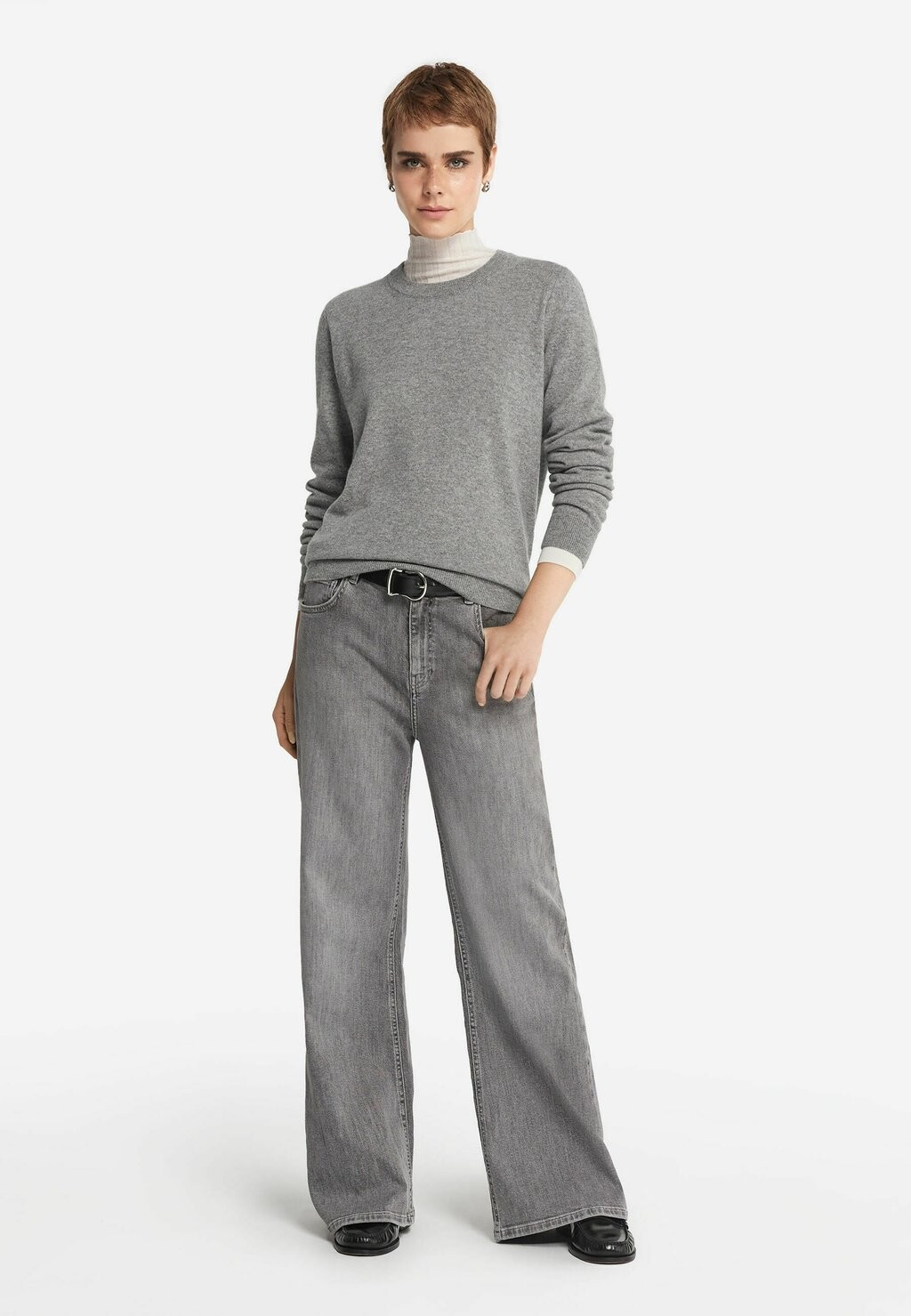 Джемпер ROUND NECK Falconeri, серый
Джемпер ROUND NECK Falconeri, серый