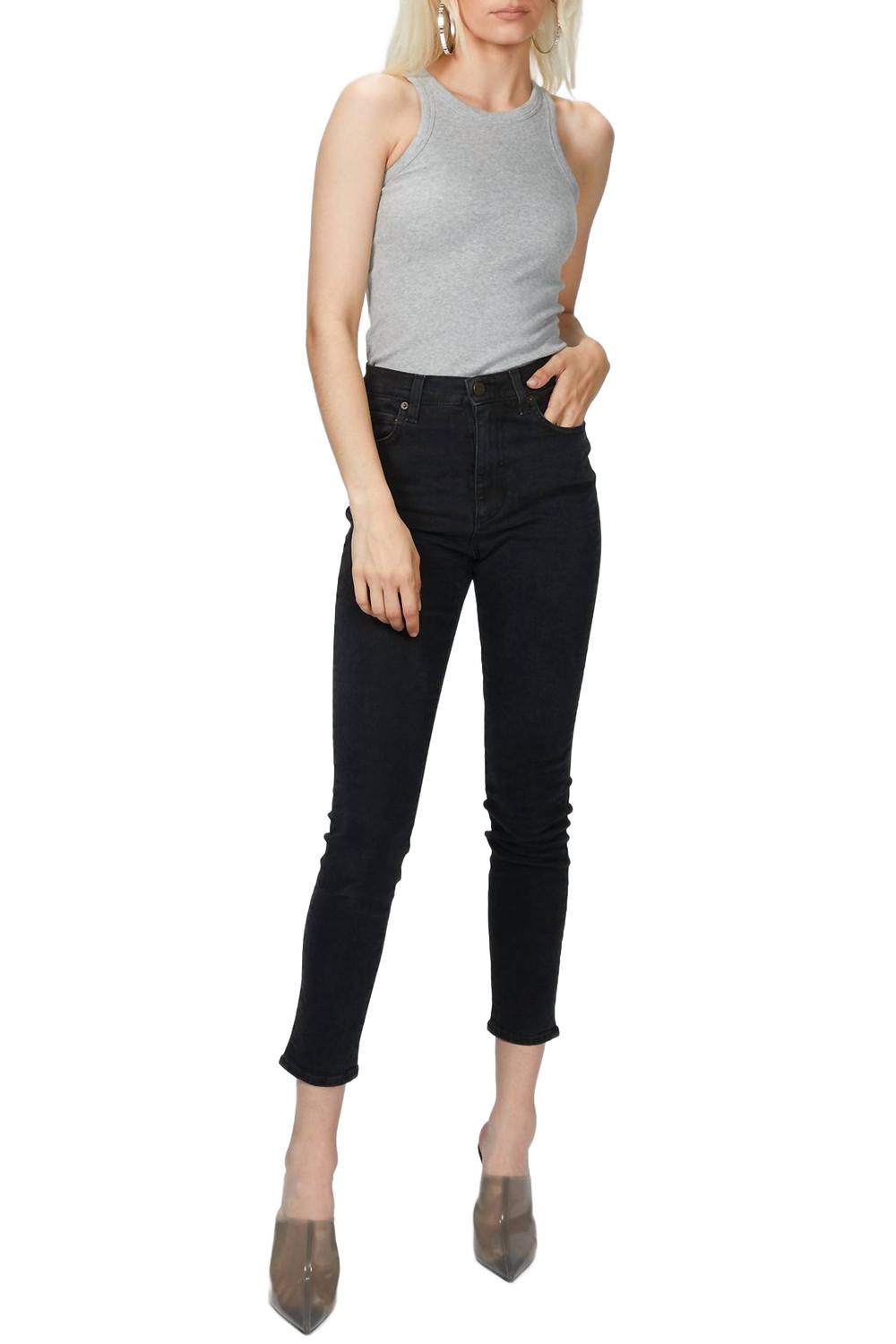 Топ Aline в сером цвете WORN, серый
Топ Aline в сером цвете WORN, серый