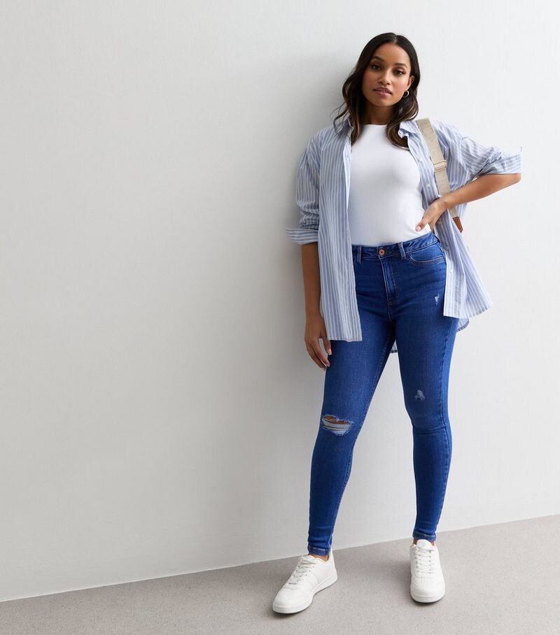 Миниатюрные ярко-синие рваные джинсы суперскинни Hallie с высокой талией New Look, ярко-синий
Миниатюрные ярко-синие рваные джинсы суперскинни Hallie с высокой талией New Look, ярко-синий