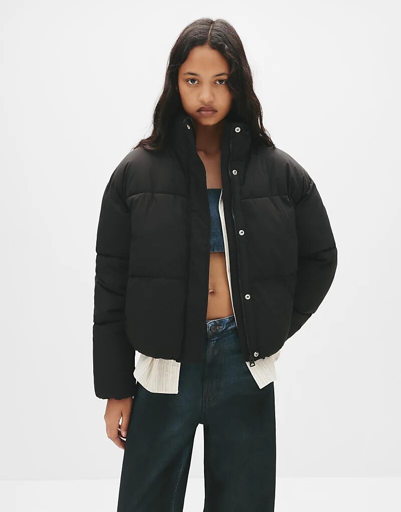 Пуховик Pull&Bear с высоким воротом черного цвета
Пуховик Pull&Bear с высоким воротом черного цвета