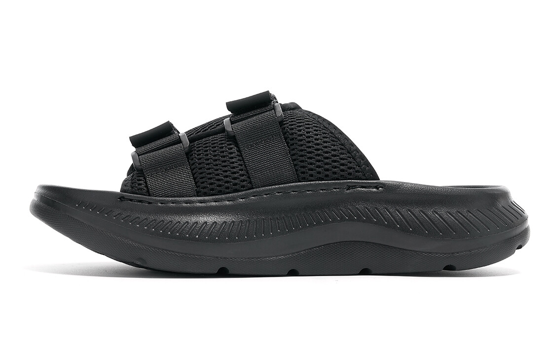 Шлепанцы мужские черный Trumppipe
Шлепанцы мужские черный Trumppipe