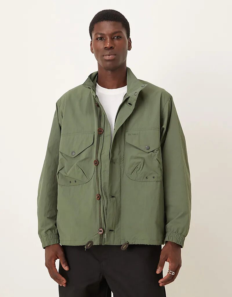 Короткая непромокаемая куртка Barbour зеленого цвета
Короткая непромокаемая куртка Barbour зеленого цвета