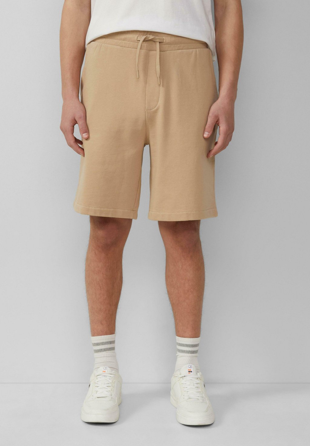 Шорты JOGGER - Tracksuit bottoms QS, бежевый
Шорты JOGGER - Tracksuit bottoms QS, бежевый