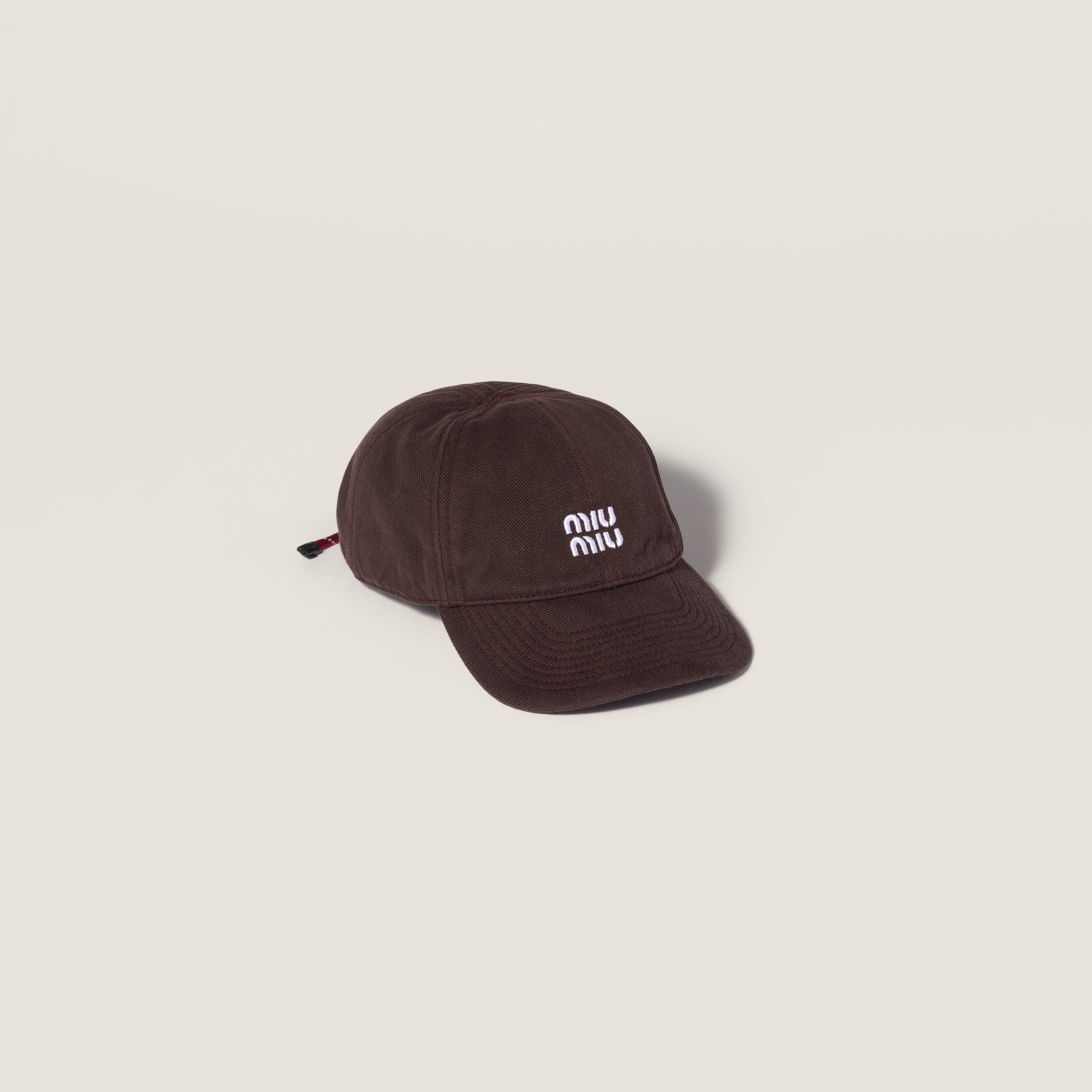 Джинсовая бейсболка MIU MIU, бордовый
Джинсовая бейсболка MIU MIU, бордовый