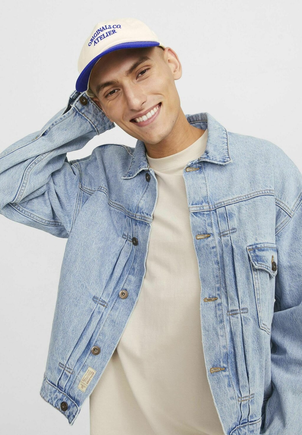 Бейсболка Jack & Jones, цвет mazarine blue
Бейсболка Jack & Jones, цвет mazarine blue