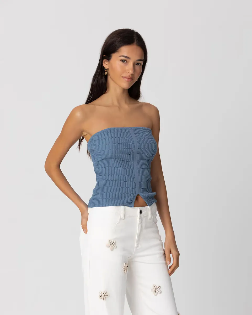 Топ женский эластичный с вырезом "слово чести" Noon, светло-голубой
Топ женский эластичный с вырезом "слово чести" Noon, светло-голубой