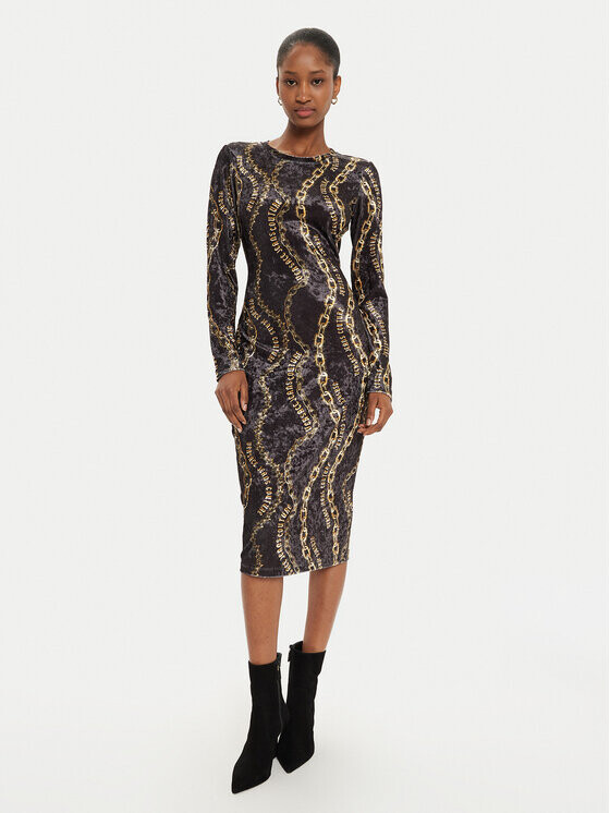 Платье на каждый день приталенного кроя Versace Jeans Couture, черный
Платье на каждый день приталенного кроя Versace Jeans Couture, черный