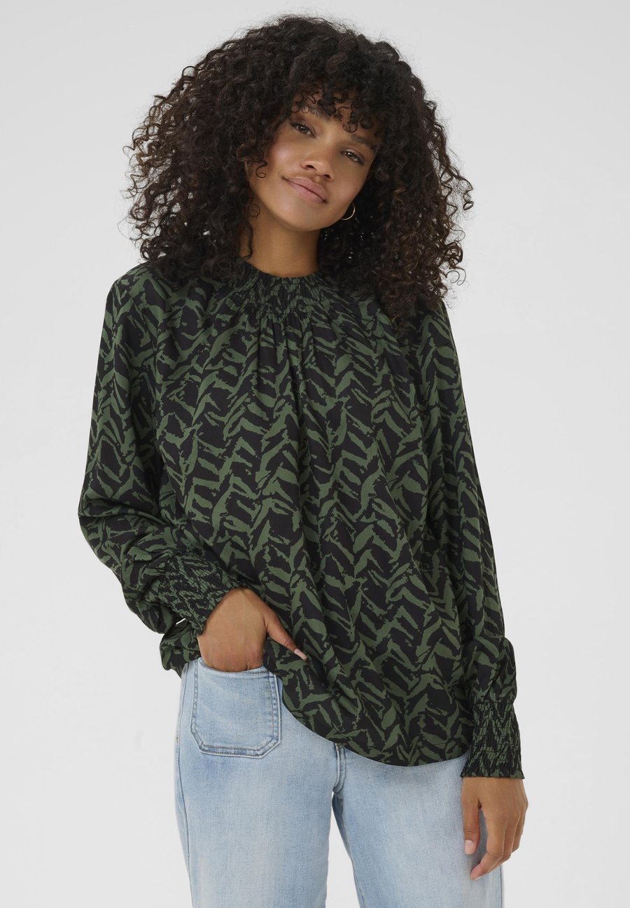 Блуза Kaffe Blouse, Black W Thyme Graphic/Black
Блуза Kaffe Blouse, Black W Thyme Graphic/Black