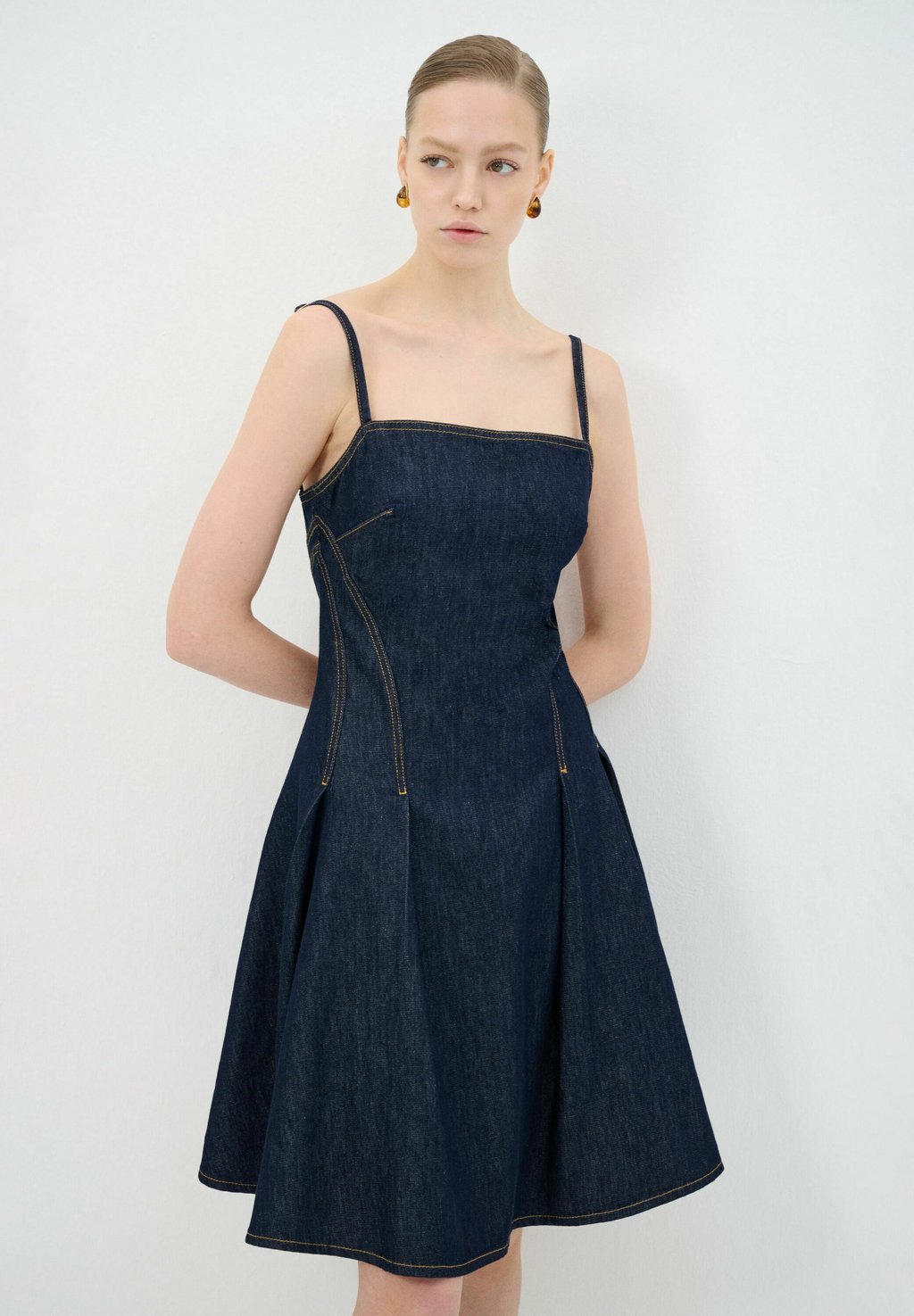 Джинсовое платье adL, темно-синий
Джинсовое платье adL, темно-синий