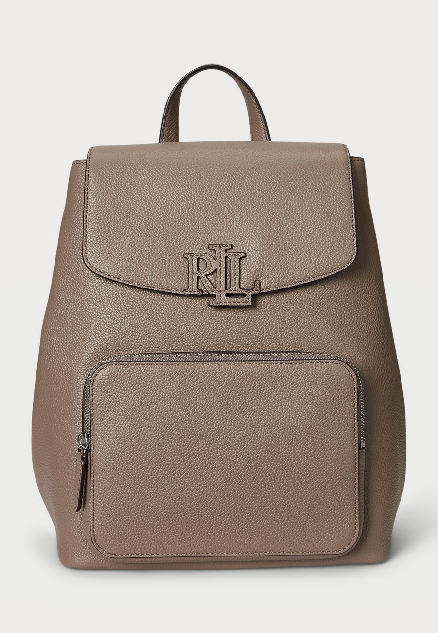 Рюкзак Lauren Ralph Lauren PEBBLED LEATHER MEDIUM CAMERYN BACKPACK, Taupe Brown/Light Brown
Рюкзак Lauren Ralph Lauren PEBBLED LEATHER MEDIUM CAMERYN BACKPACK, Taupe Brown/Light Brown