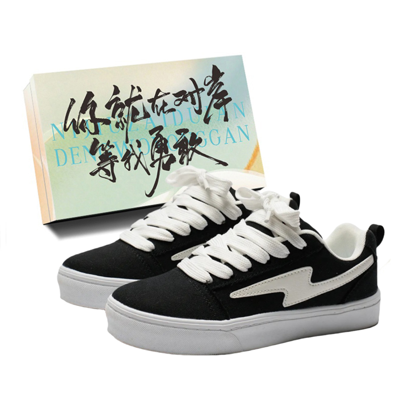 JimiXiong Низкие скейтерские кроссовки унисекс черно-белые молния с коробкой, цвет Black White Lightning+Shoe Box
JimiXiong Низкие скейтерские кроссовки унисекс черно-белые молния с коробкой, цвет Black White Lightning+Shoe Box