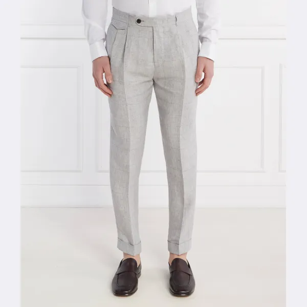 Льняные брюки-чиносы 13 sapo приталенного кроя Windsor, серый
Льняные брюки-чиносы 13 sapo приталенного кроя Windsor, серый