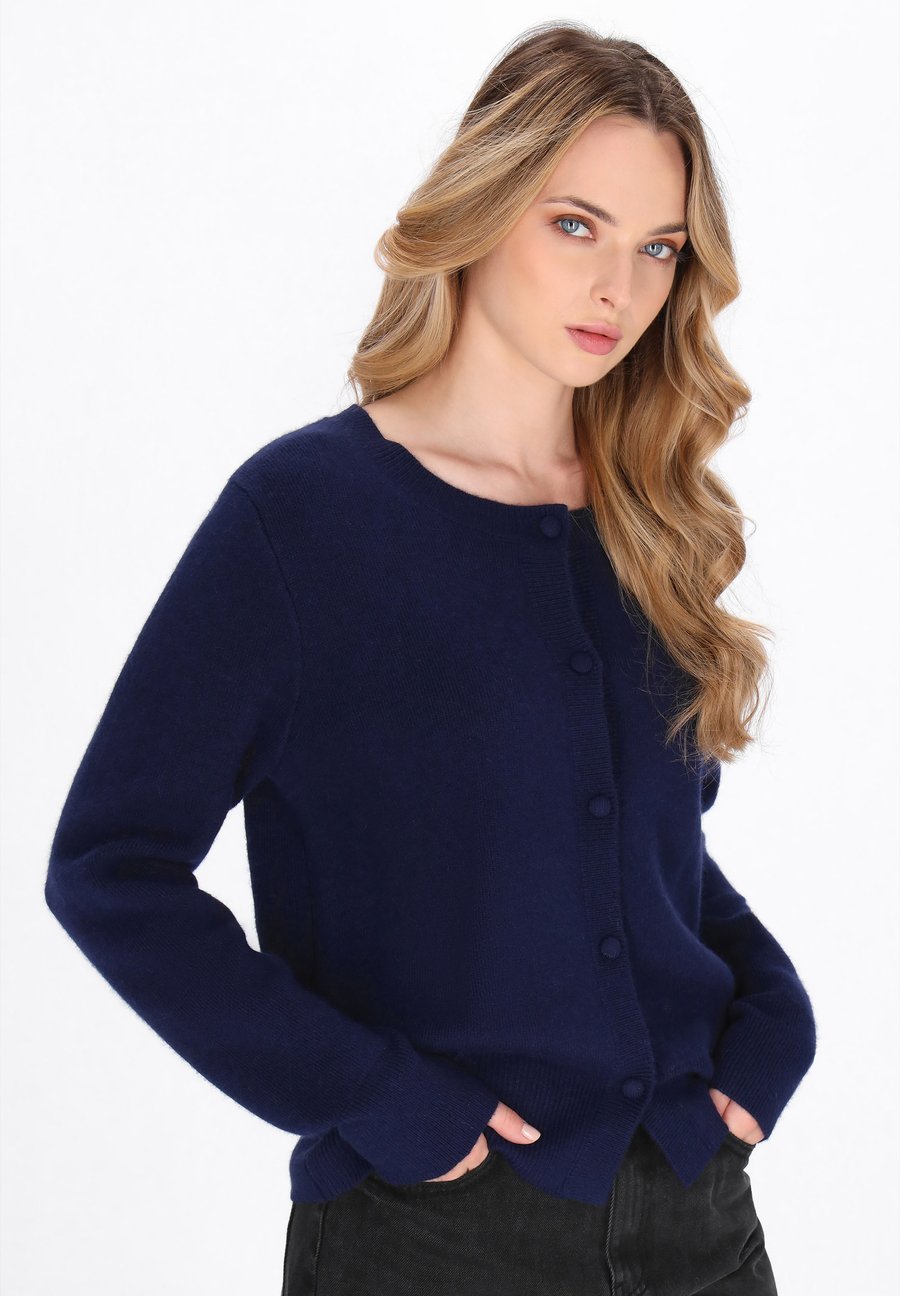 Кардиган DreiMaster Cardigan, Navy/Dark Blue
Кардиган DreiMaster Cardigan, Navy/Dark Blue