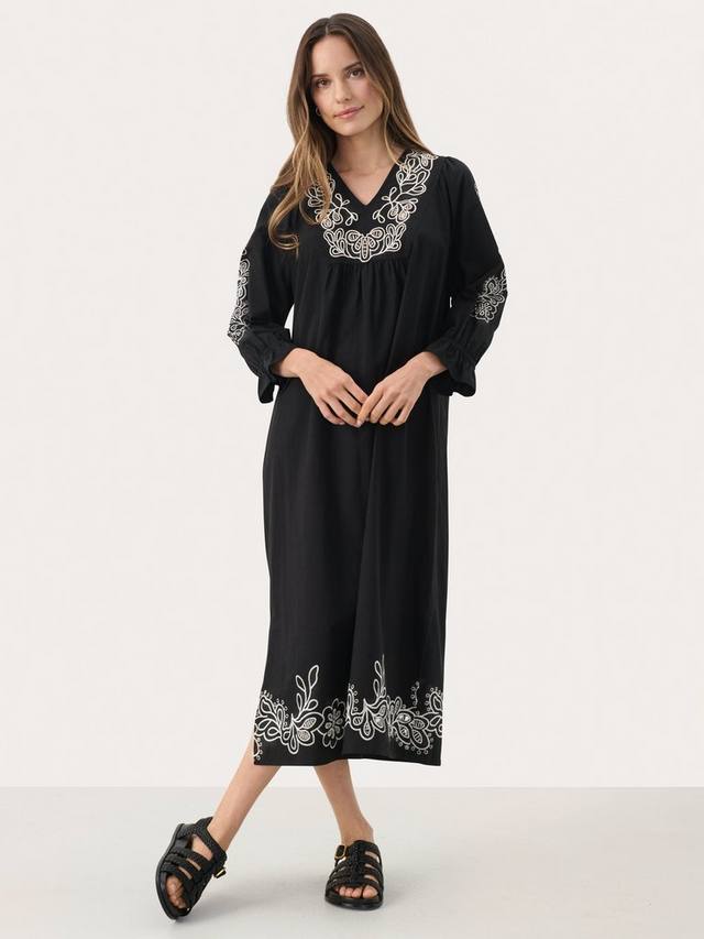 Миди-платье свободного покроя с вышивкой от nura Part Two, черный
Миди-платье свободного покроя с вышивкой от nura Part Two, черный