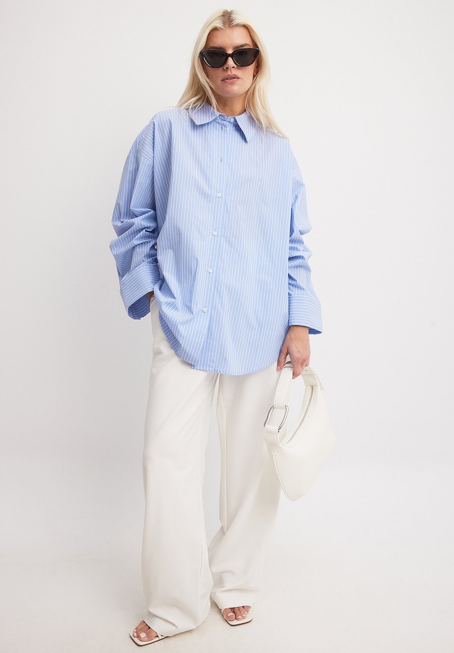Блуза NA-KD WIDE SLEEVE OVERSIZED , Blue White Stripes/Blue
Блуза NA-KD WIDE SLEEVE OVERSIZED , Blue White Stripes/Blue