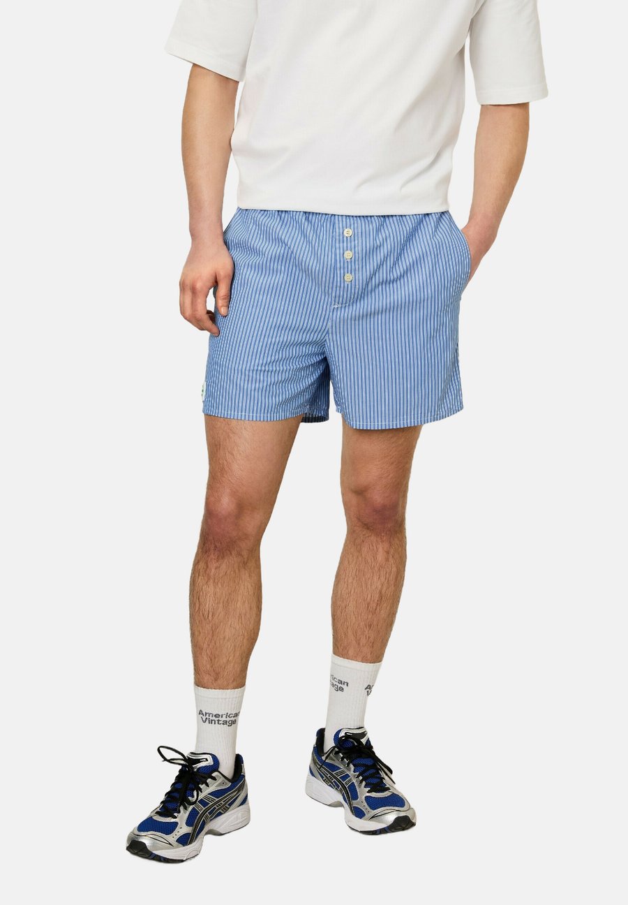 Шорты American Vintage ZATYBAY, Rayures Aqua/Blue
Шорты American Vintage ZATYBAY, Rayures Aqua/Blue