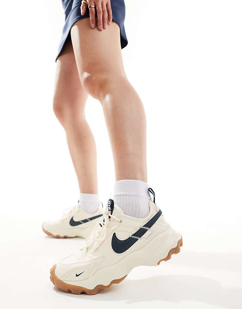 Nike – TC 7900 – Белая спортивная обувь, Белый, Nike – TC 7900 – Белая спортивная обувь
Nike – TC 7900 – Белая спортивная обувь, Белый, Nike – TC 7900 – Белая спортивная обувь