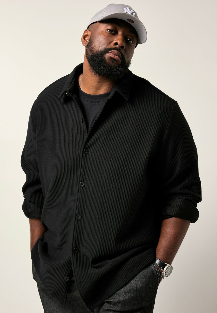 Куртка STHUGE Summer jacket, Black
Куртка STHUGE Summer jacket, Black