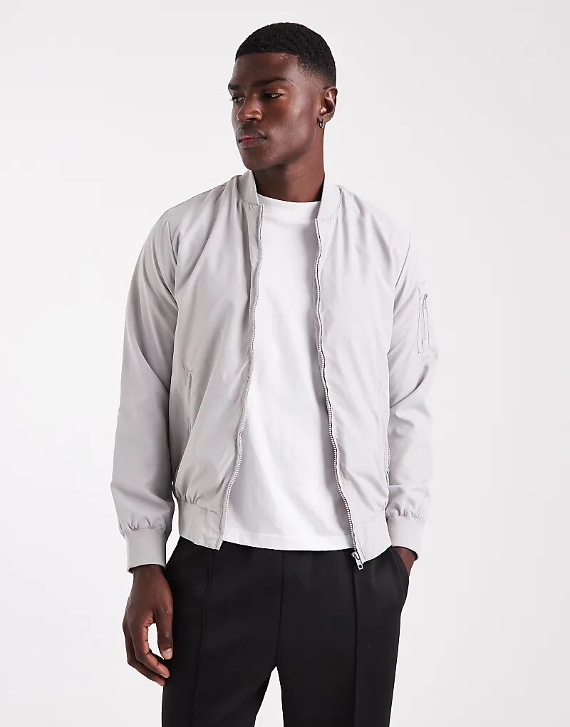 Техническая куртка-бомбер French Connection Ma1 светло-серого цвета
Техническая куртка-бомбер French Connection Ma1 светло-серого цвета