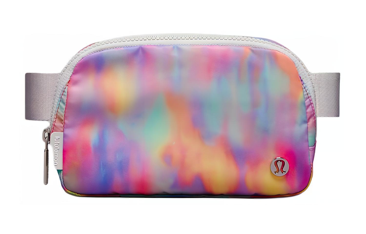 Lululemon Нейлоновая поясная сумка через плечо для женщин с потертым принтом в разноцветной паровой расцветке, Washed Print Multicolor Mixed Color Steam Color
Lululemon Нейлоновая поясная сумка через плечо для женщин с потертым принтом в разноцветной паровой расцветке, Washed Print Multicolor Mixed Color Steam Color