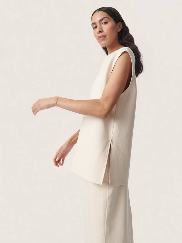 Топ без рукавов анастасия лонглайн Soaked In Luxury, Sandshell
Топ без рукавов анастасия лонглайн Soaked In Luxury, Sandshell