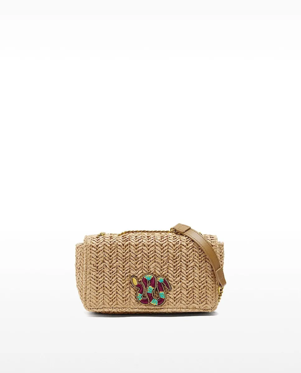 Сумка для вечеринки, трансформирующаяся в сумку через плечо, эффект рафии, с клапаном и внешней деталью из змеиной кожи Parfois, светло-коричневый
Сумка для вечеринки, трансформирующаяся в сумку через плечо, эффект рафии, с клапаном и внешней деталью из змеиной кожи Parfois, светло-коричневый