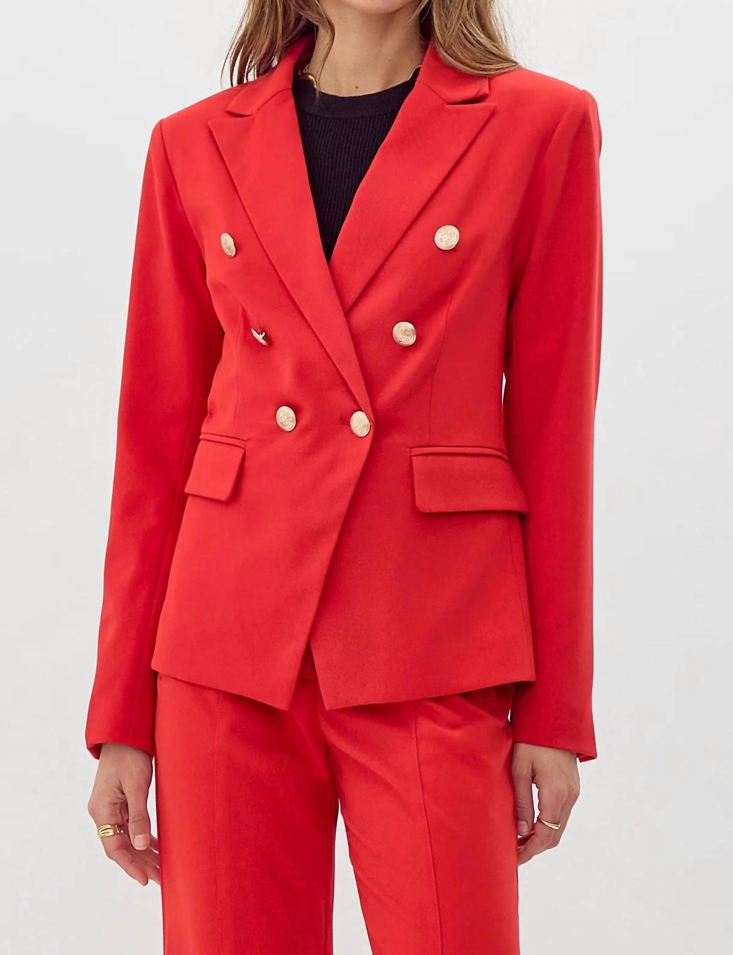 Блейзер Rumi красного цвета GREYLIN
Блейзер Rumi красного цвета GREYLIN