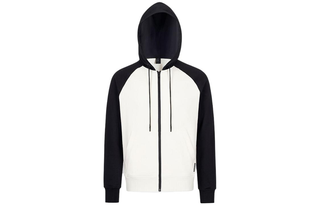 Свитер мужской черный Moose Knuckles 
Свитер мужской черный Moose Knuckles