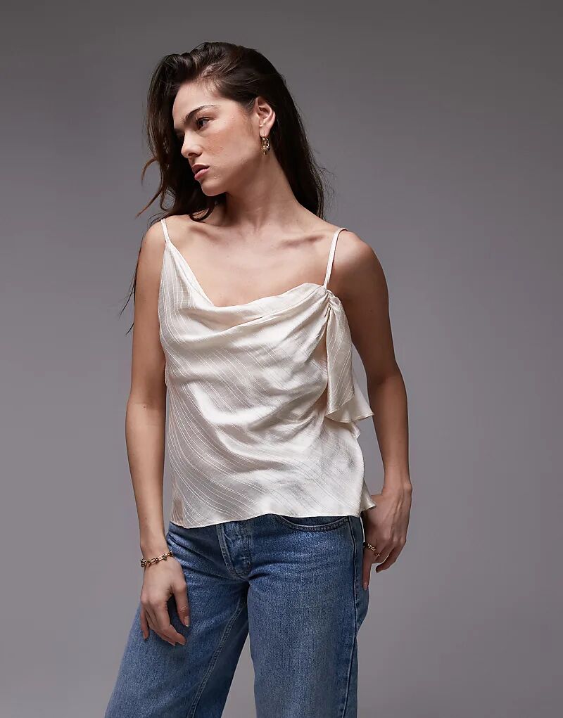 Атласная майка с двумя бретелями и оборкой цвета шампанского Topshop
Атласная майка с двумя бретелями и оборкой цвета шампанского Topshop