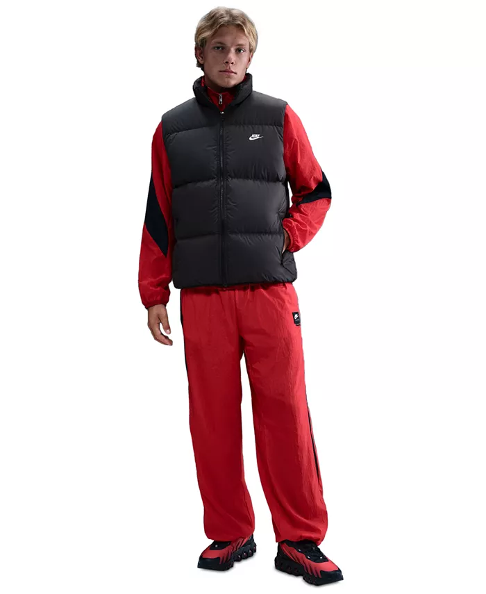 Мужской жилет-пуховик Sportswear Club Therma-Fit Nike, черный
Мужской жилет-пуховик Sportswear Club Therma-Fit Nike, черный