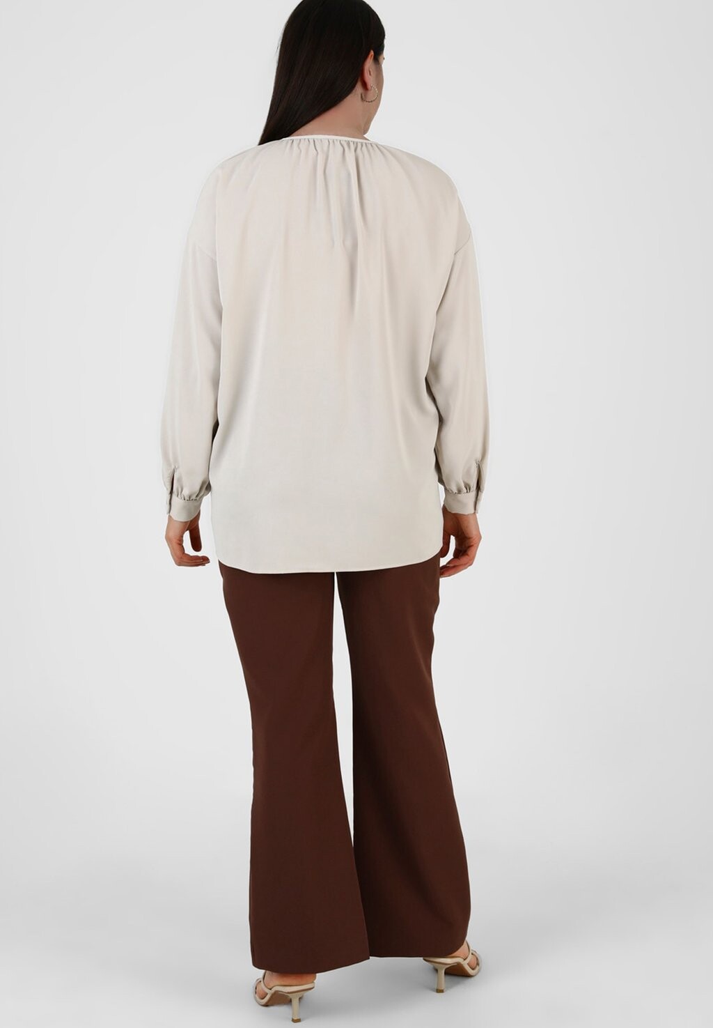 Блузка Crew Neck Plus Size Alia Modanisa, камень
Блузка Crew Neck Plus Size Alia Modanisa, камень