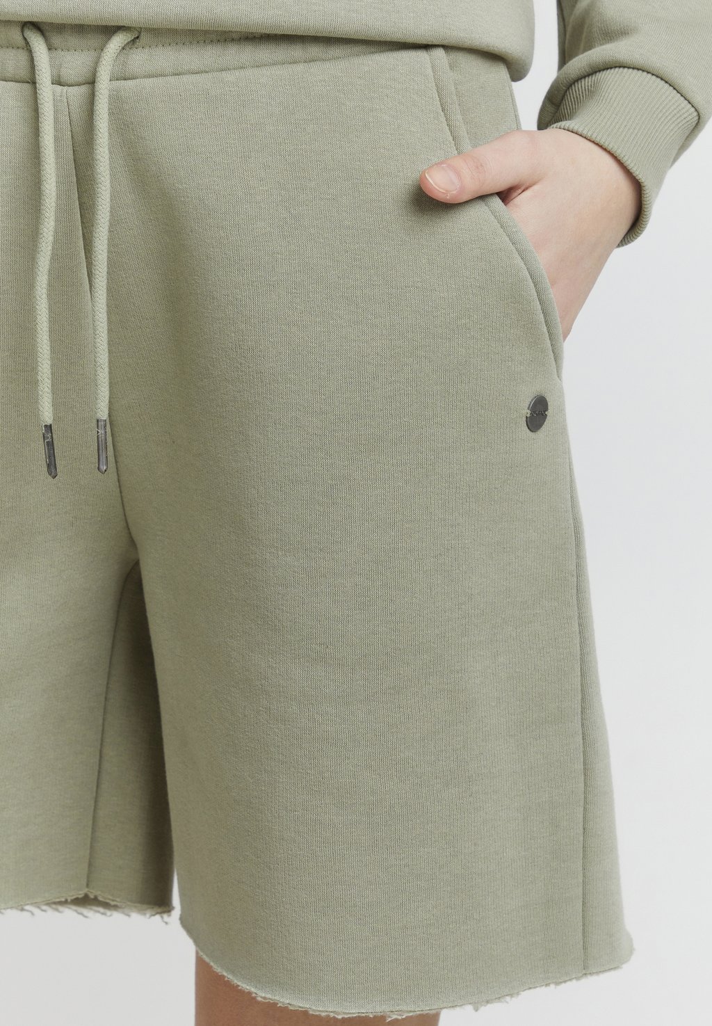 Шорты OXHOPE Oxmo, серый деним
Шорты OXHOPE Oxmo, серый деним