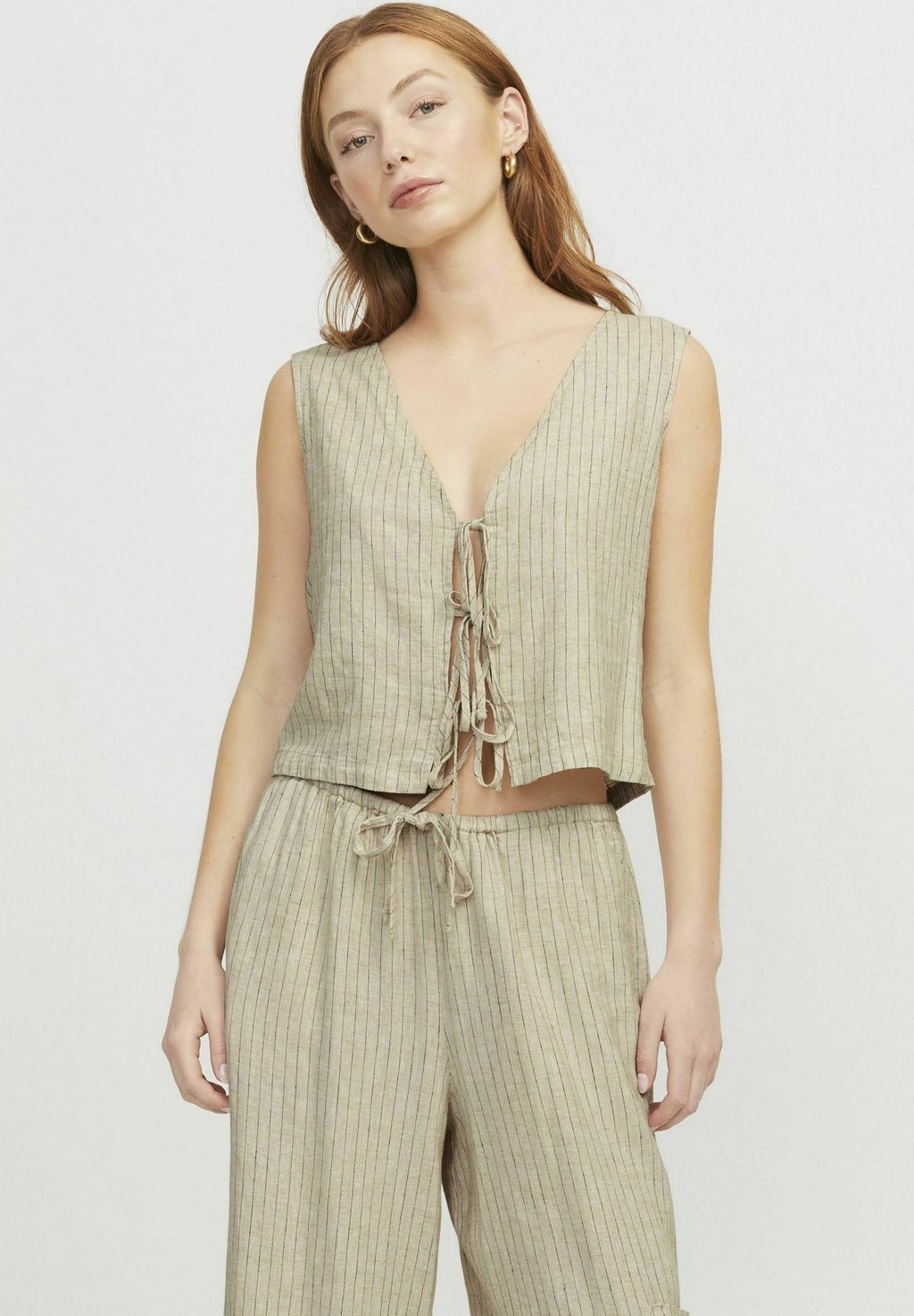 Жилет JXBREEZE JJXX, бежевый
Жилет JXBREEZE JJXX, бежевый