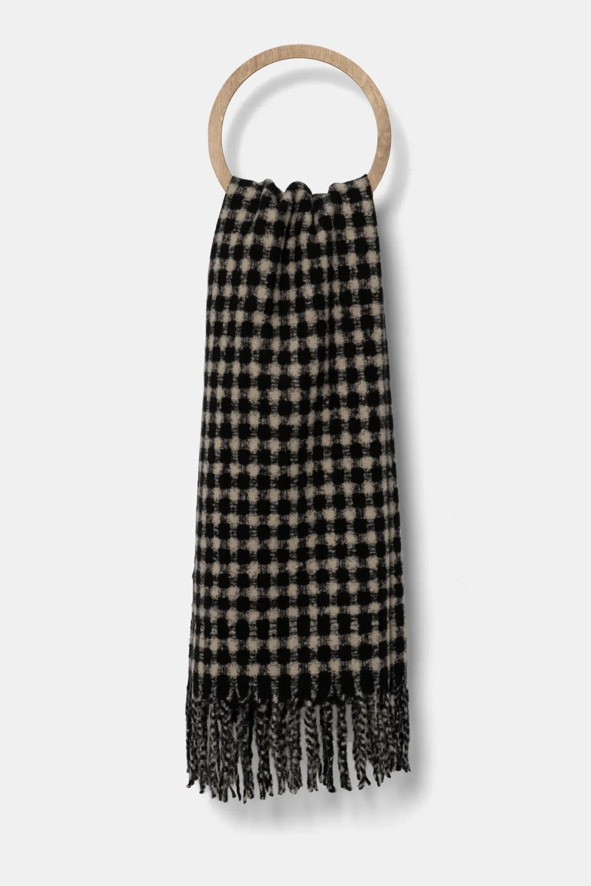 Шарф Answear Lab, черный
Шарф Answear Lab, черный