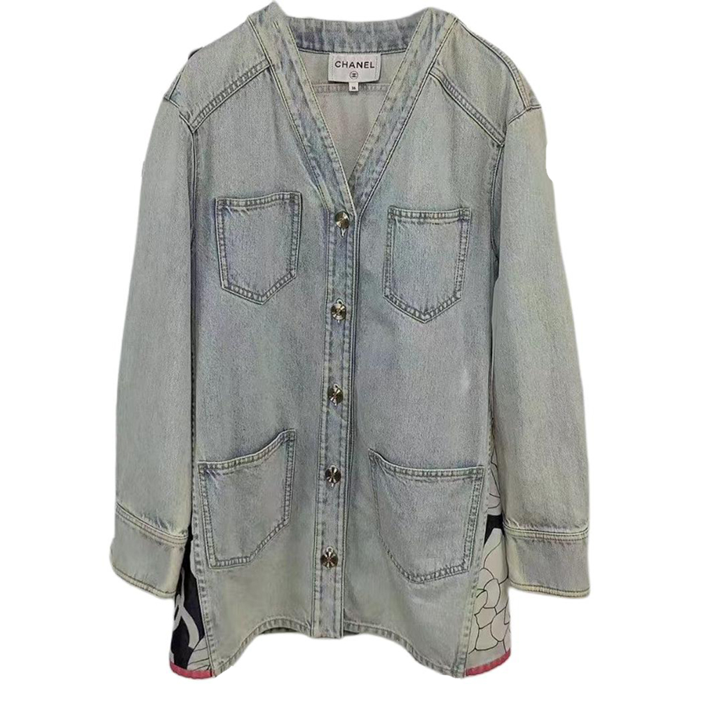 CHANEL Джинсовая куртка женская синяя, Blue
CHANEL Джинсовая куртка женская синяя, Blue
