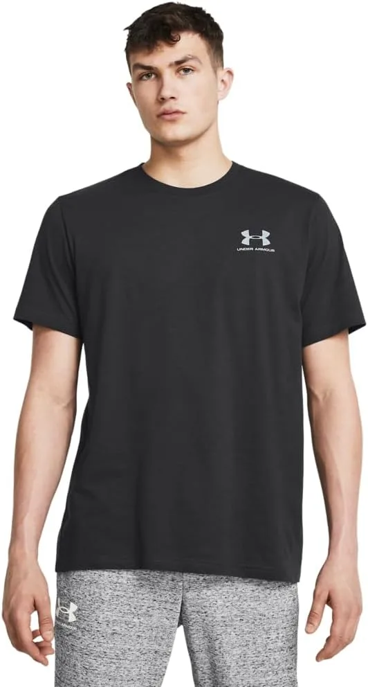 Футболка Under Armour Sportstyle с принтом на груди
Футболка Under Armour Sportstyle с принтом на груди