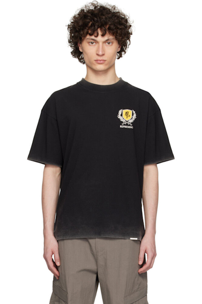 Футболка с черным гербом Represent
Футболка с черным гербом Represent