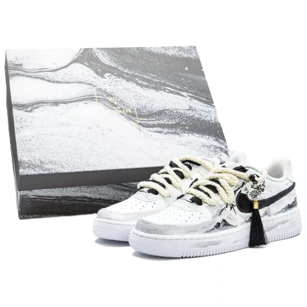 Nike Кроссовки Air Force 1 с низким верхом, противоскользящие, износостойкие, мужские, черно-белые
Nike Кроссовки Air Force 1 с низким верхом, противоскользящие, износостойкие, мужские, черно-белые