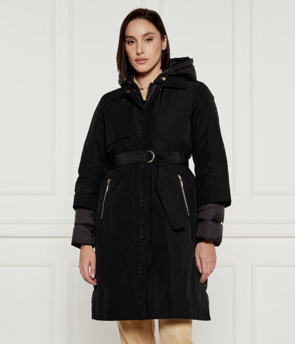 Куртка женская Liu Jo Sport 2 в 1 с капюшоном, черный
Куртка женская Liu Jo Sport 2 в 1 с капюшоном, черный